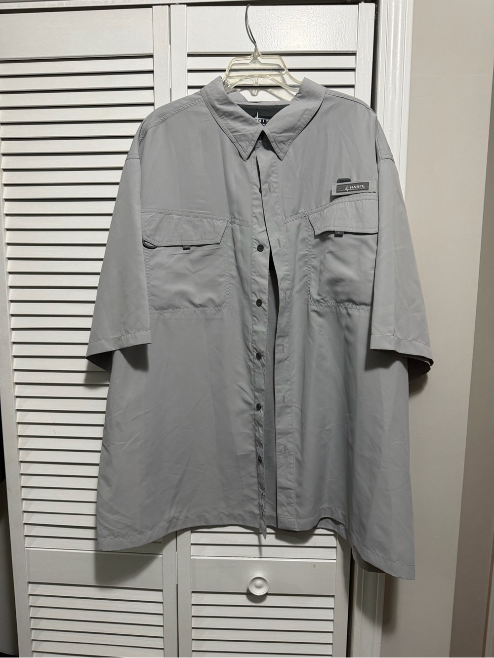 3XL Light Gray Men's Short-Sleeve Button Shirt fishing vented